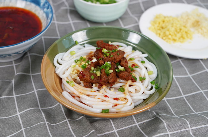 昂昂溪肉臊子粉培训